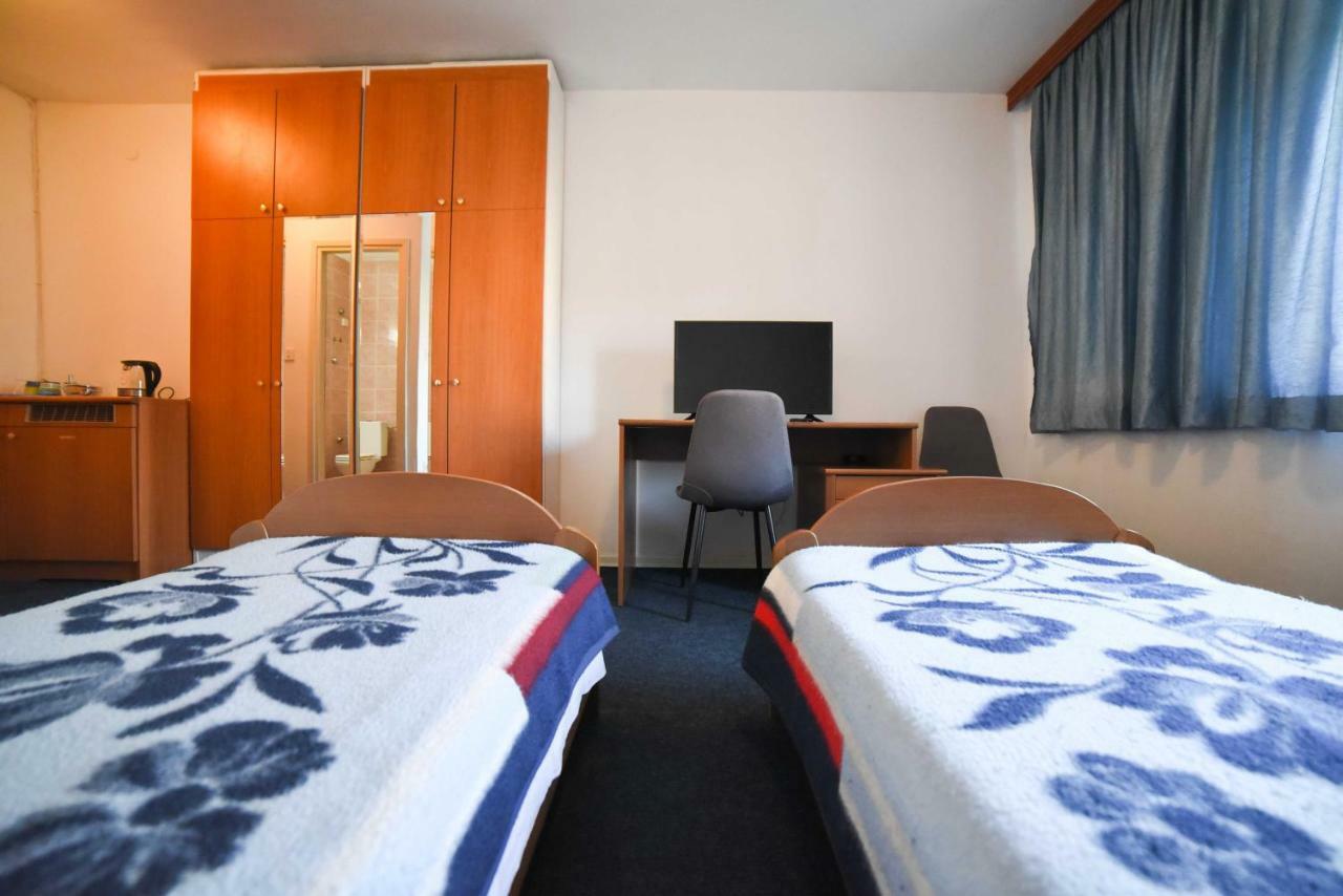 Guest House Duje Split Exteriör bild